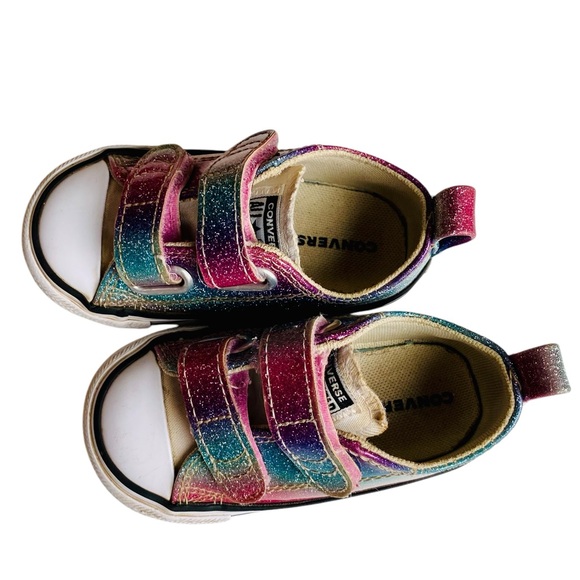 Toddler Girls Sparkly Converse Shoes - Picture 4 of 11